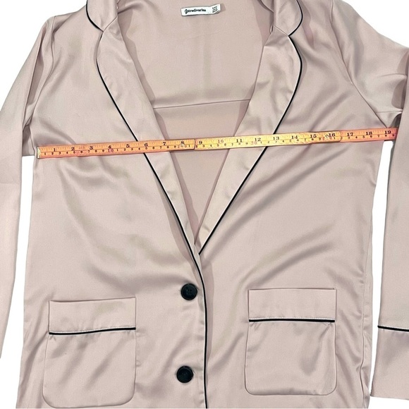 Stradivarius silky oversized unstructured women’s blazer size small nude blush - Picture 9 of 16